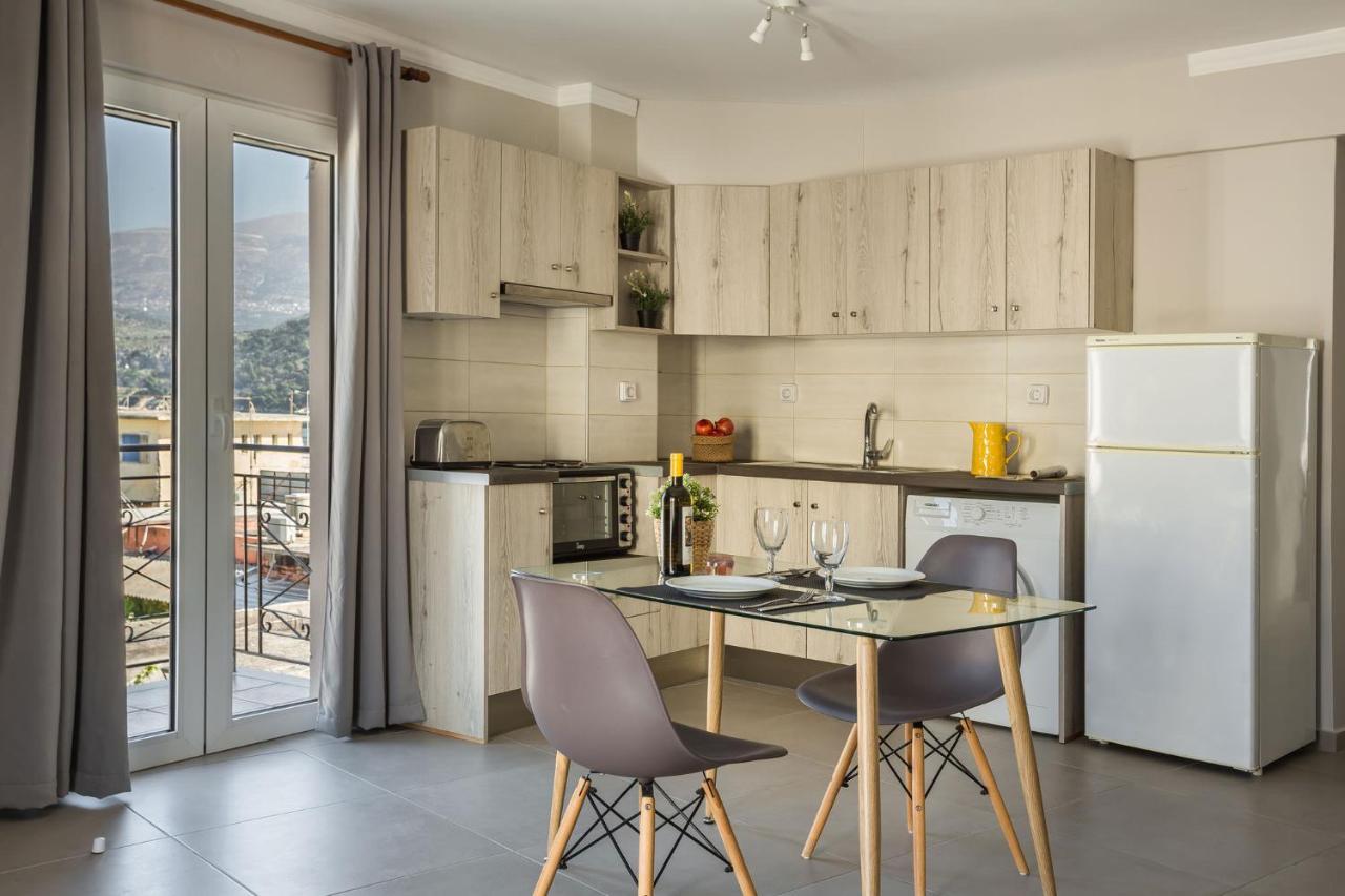 Fidias Apartment